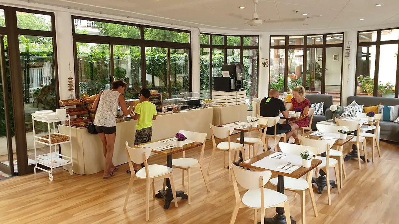 Hotel Mireia Lloret de Mar