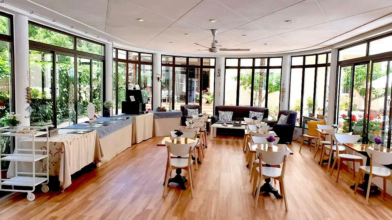 Hotel Mireia يوريت دي مار